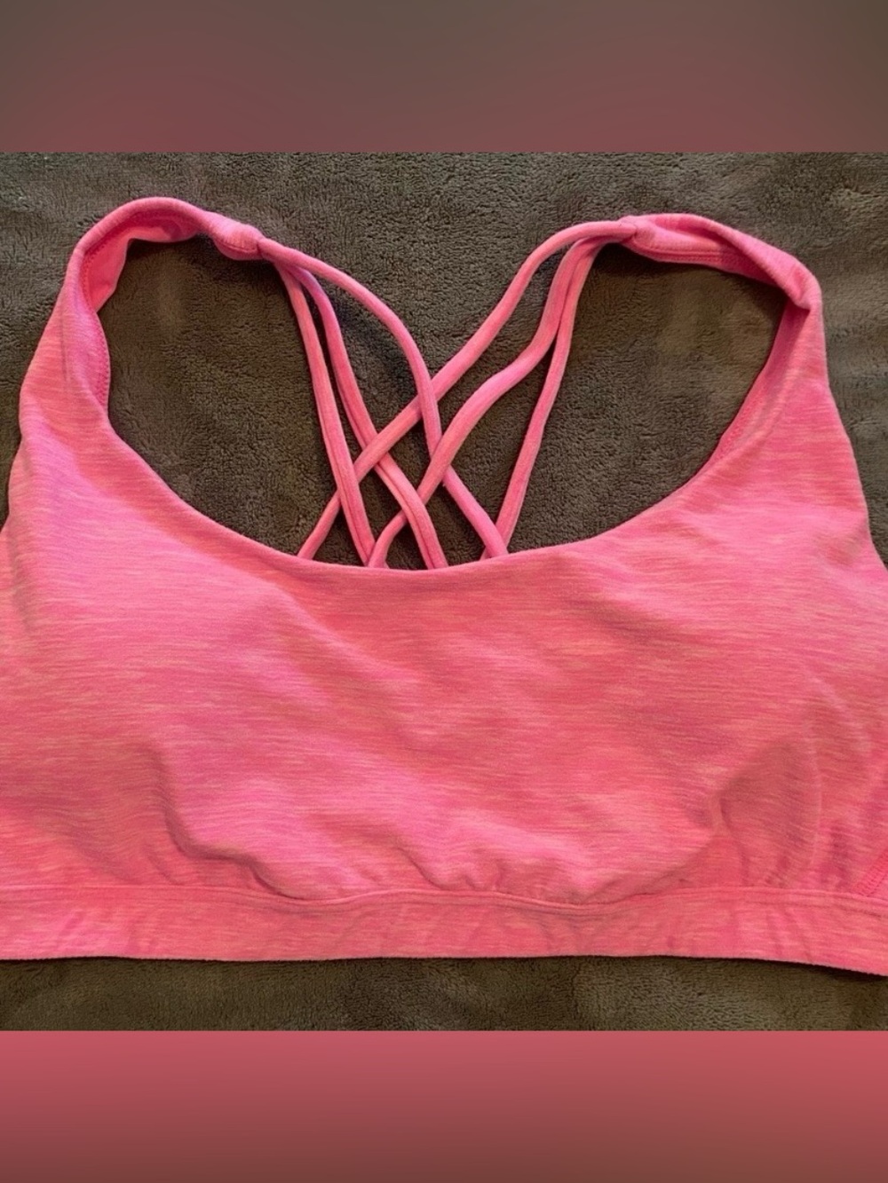 BRAND NEW PINK Victoria's
Secret Pink
Crisscross Sports Bra